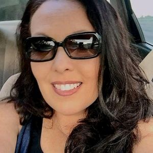 Meet your Posher, Coty